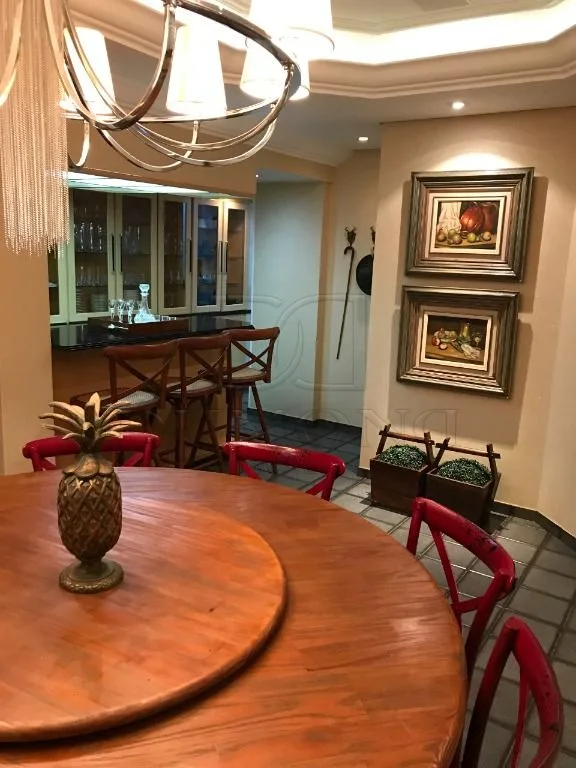 APARTAMENTO DE ALTO PADRÃO, TODO MOBILIADO, À VENDA E PARA LOCAÇÃO EM FOZ DO IGUAÇU!