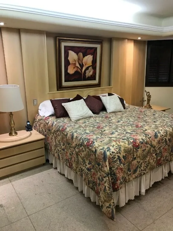 APARTAMENTO DE ALTO PADRÃO, TODO MOBILIADO, À VENDA E PARA LOCAÇÃO EM FOZ DO IGUAÇU!