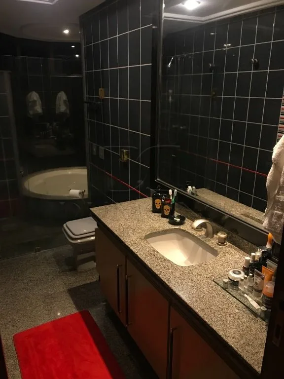 APARTAMENTO DE ALTO PADRÃO, TODO MOBILIADO, À VENDA E PARA LOCAÇÃO EM FOZ DO IGUAÇU!