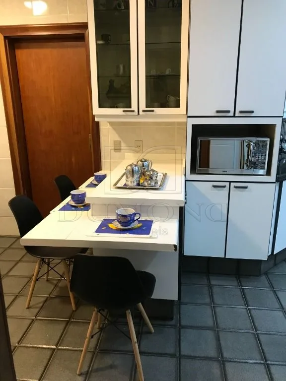 APARTAMENTO DE ALTO PADRÃO, TODO MOBILIADO, À VENDA E PARA LOCAÇÃO EM FOZ DO IGUAÇU!