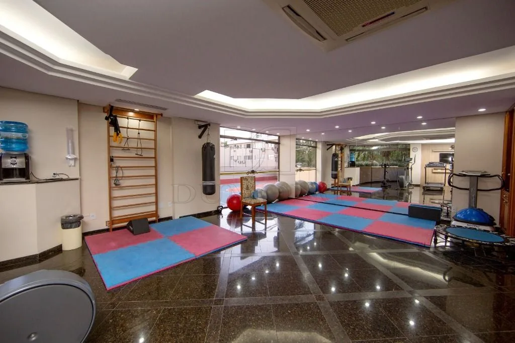 APARTAMENTO DE ALTO PADRÃO, TODO MOBILIADO, À VENDA E PARA LOCAÇÃO EM FOZ DO IGUAÇU!