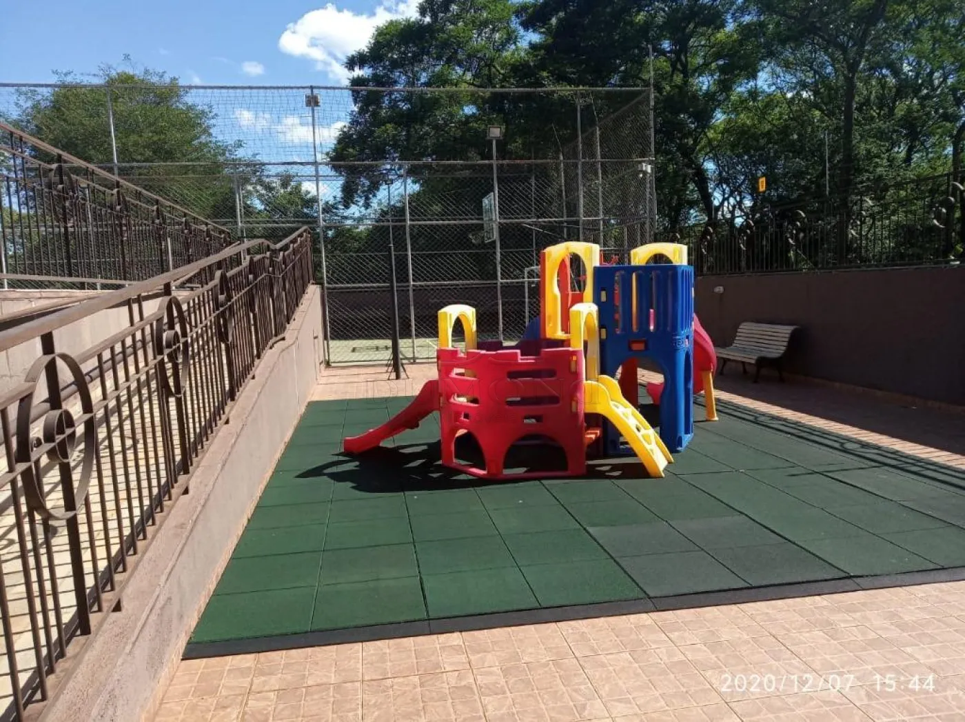 APARTAMENTO DE ALTO PADRÃO À VENDA E LOCAÇÃO NO EDIFÍCIO COUNTRY VILLE EM FOZ DO IGUAÇU!!