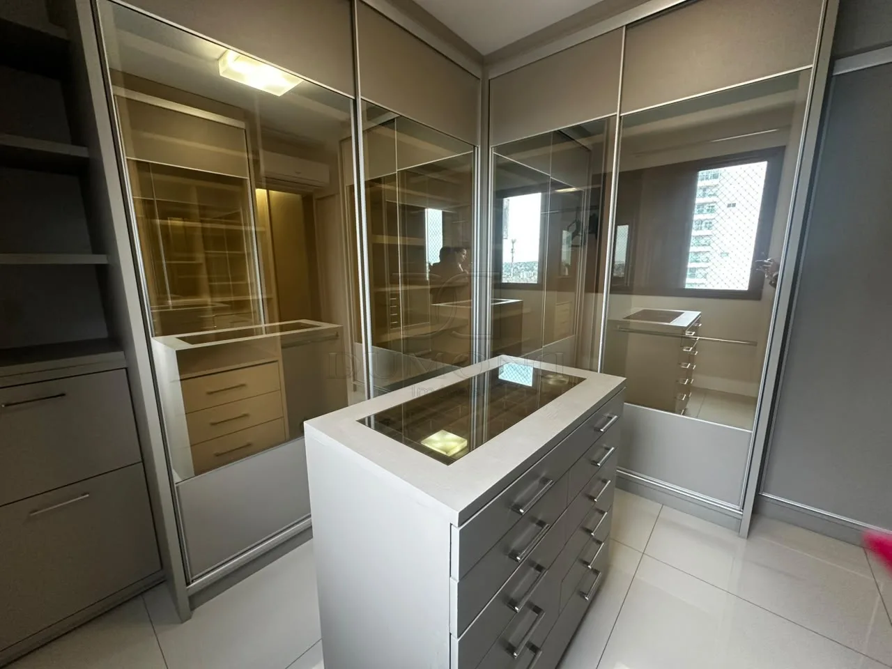 APARTAMENTO DE ALTO PADRÃO À VENDA E LOCAÇÃO NO EDIFÍCIO COUNTRY VILLE EM FOZ DO IGUAÇU!!