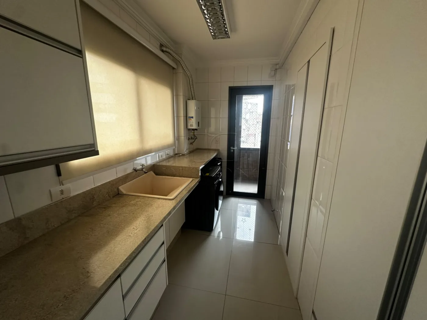 APARTAMENTO DE ALTO PADRÃO À VENDA E LOCAÇÃO NO EDIFÍCIO COUNTRY VILLE EM FOZ DO IGUAÇU!!