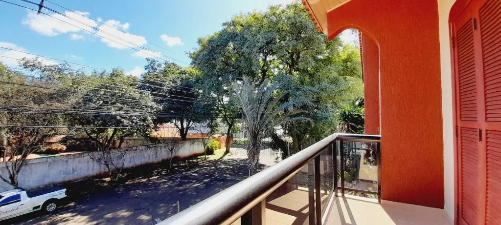 Lindo sobrado à venda no Jardim Polo Centro em Foz do Iguaçu/PR