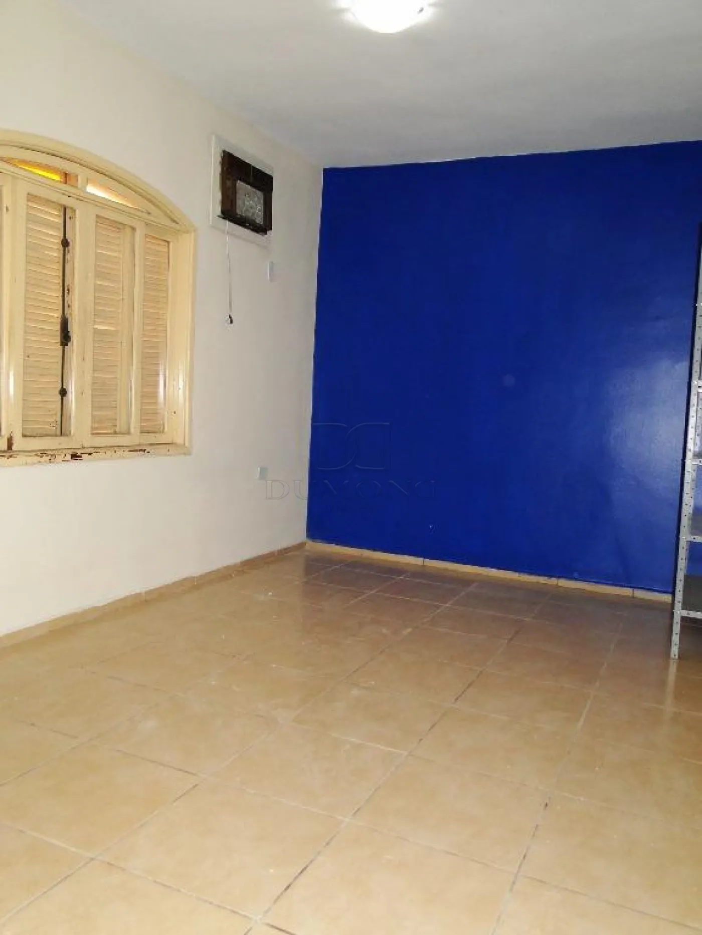 CASA PARA VENDA NA VILA YOLANDA !!