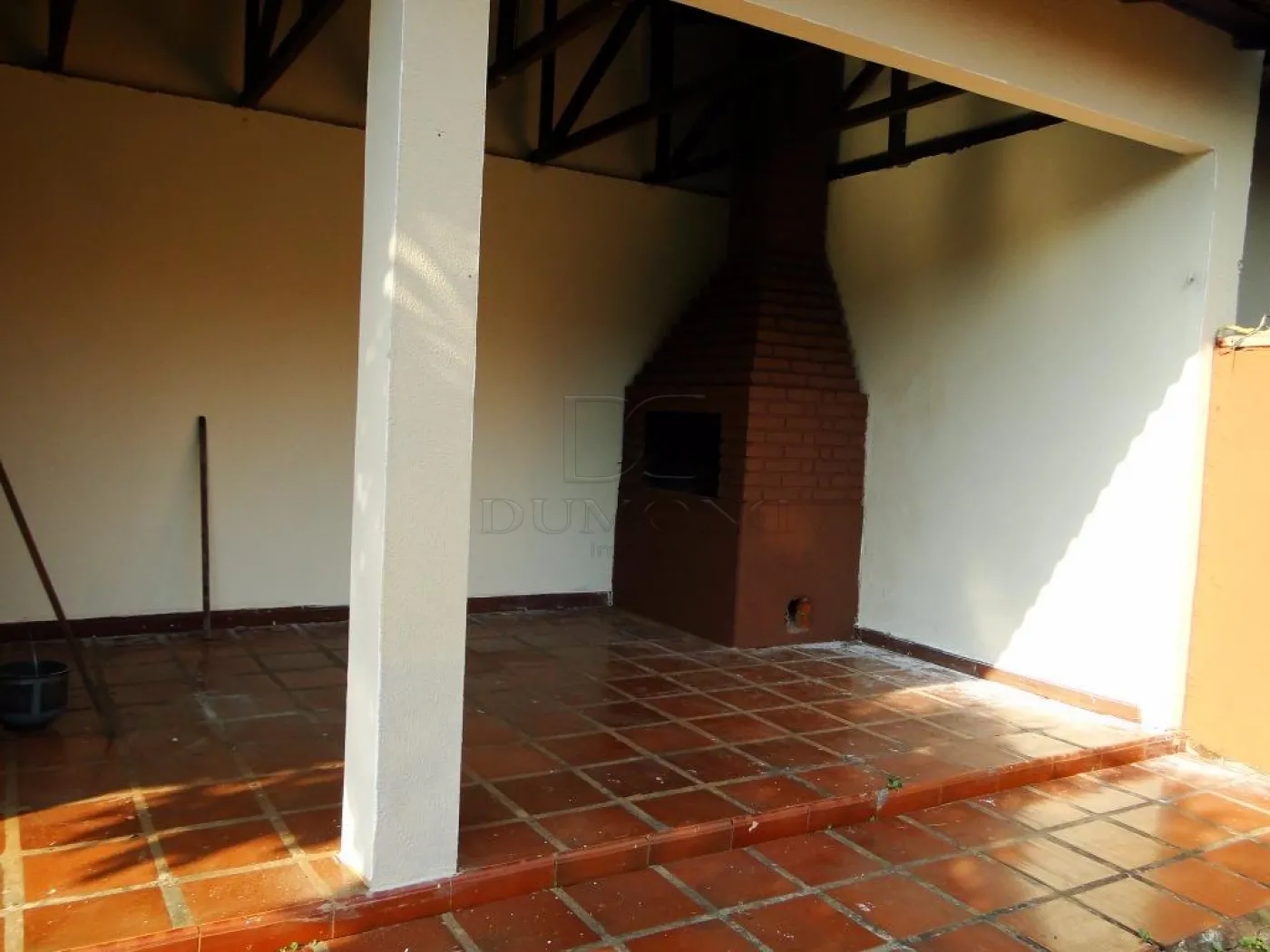 CASA PARA VENDA NA VILA YOLANDA !!