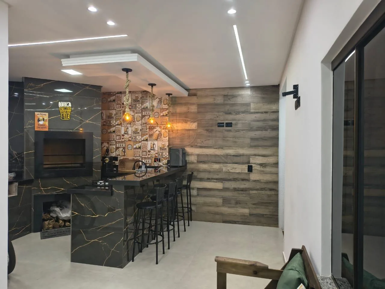 EXCELENTE CASA À VENDA COM 02 DORMITÓRIOS NO JARDIM OURO VERDE