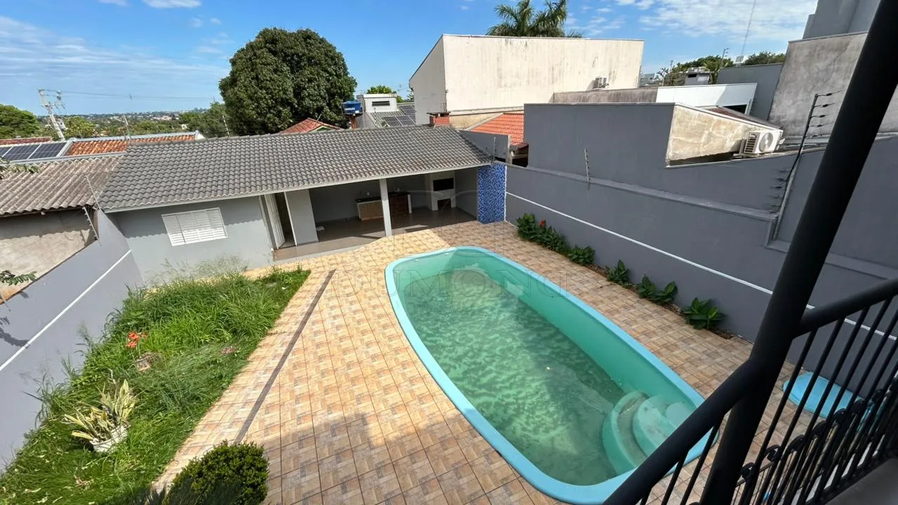 Sobrado à Venda no Jardim Canadá em Foz do Iguaçu/PR