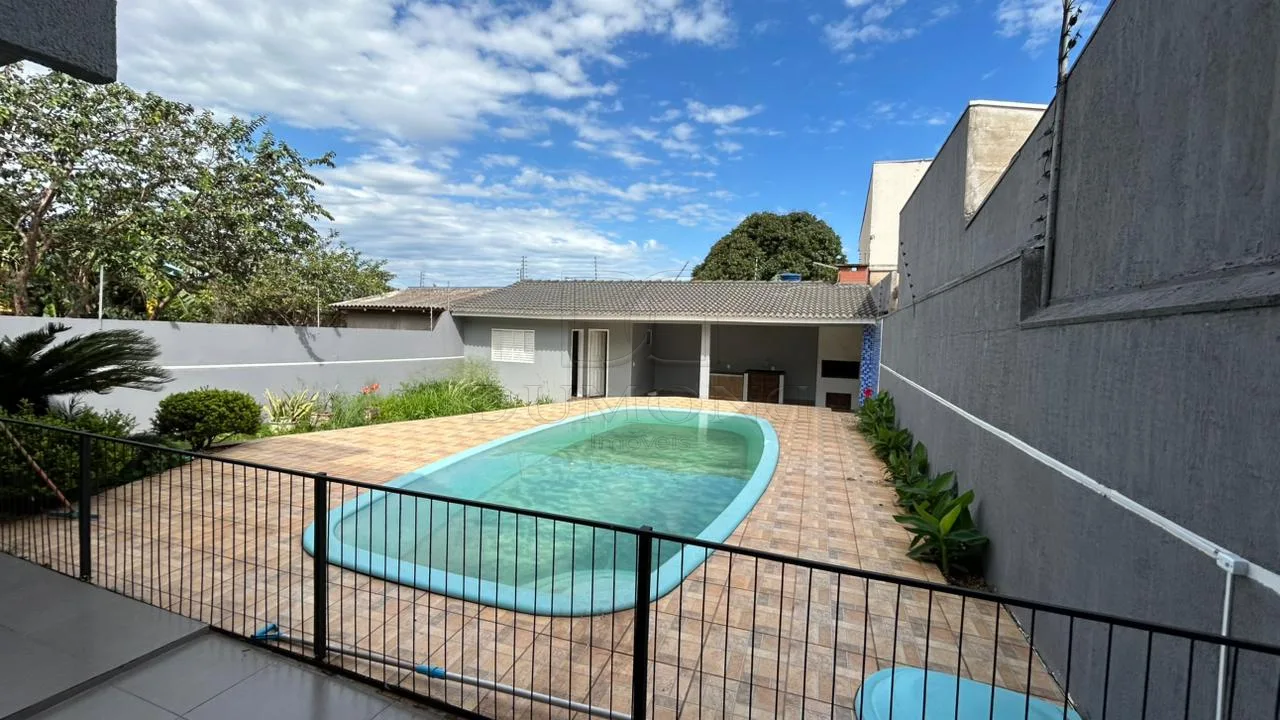 Sobrado à Venda no Jardim Canadá em Foz do Iguaçu/PR