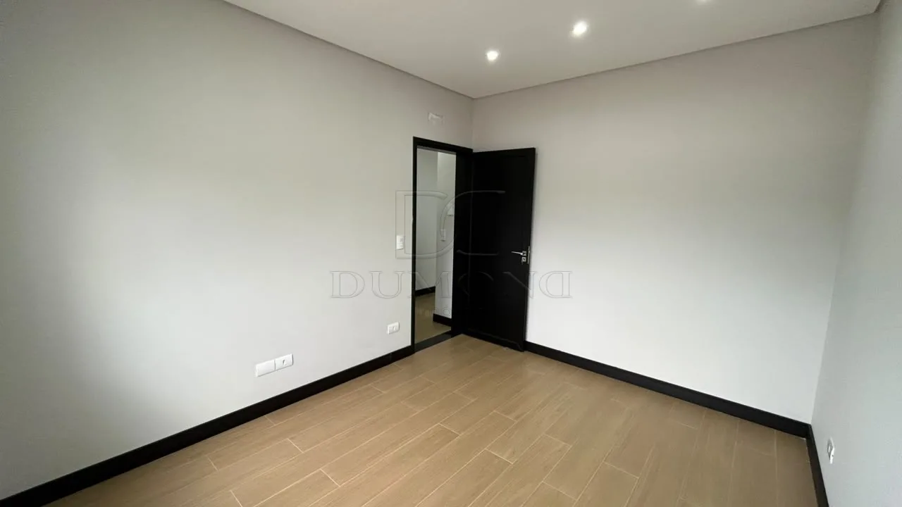 Sobrado à venda no Jardim Maracanã, em Foz do Iguaçu, ideal para famílias que buscam conforto, espaço e praticidade.