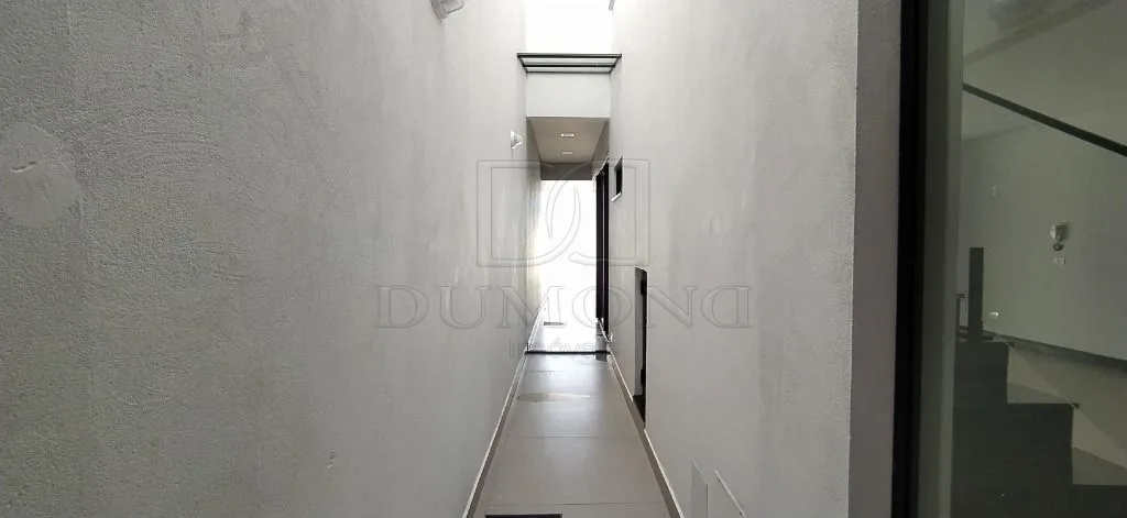 Sobrado à venda no Jardim Maracanã, em Foz do Iguaçu, ideal para famílias que buscam conforto, espaço e praticidade.