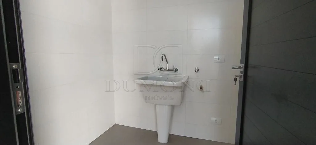 Sobrado à venda no Jardim Maracanã, em Foz do Iguaçu, ideal para famílias que buscam conforto, espaço e praticidade.