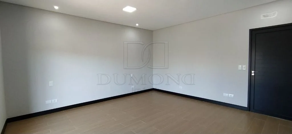 Sobrado à venda no Jardim Maracanã, em Foz do Iguaçu, ideal para famílias que buscam conforto, espaço e praticidade.