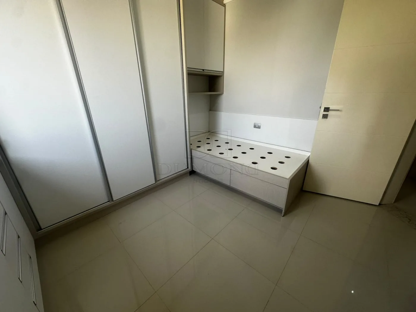 Apartamento de Alto Padrão com 02 Suítes no Maison Classic ? Centro