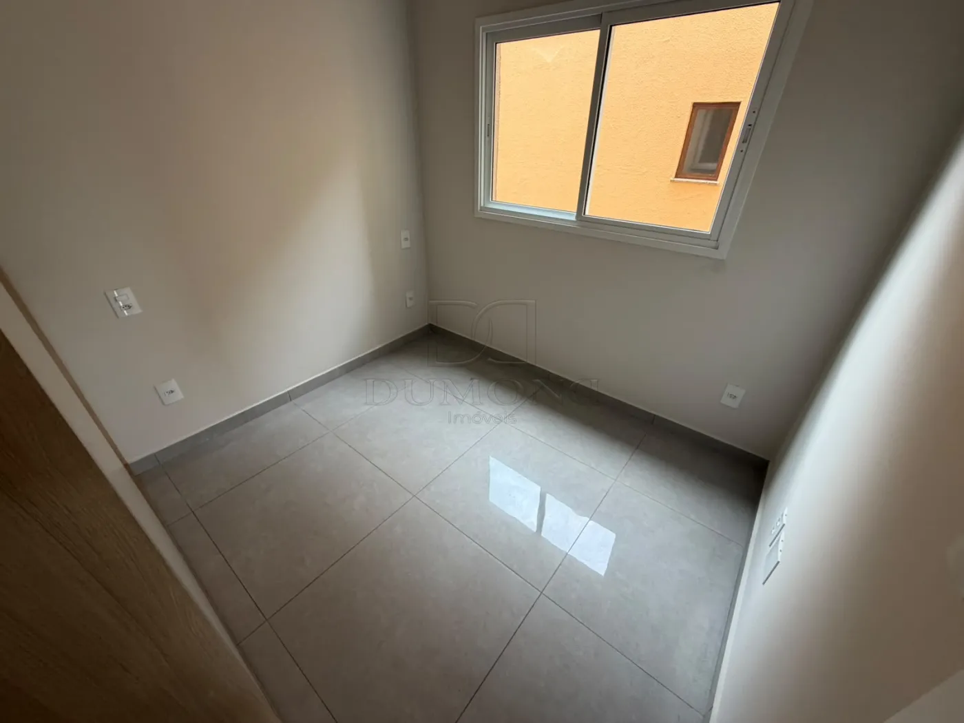 Apartamento semi-mobiliado para locação na região da Vila A