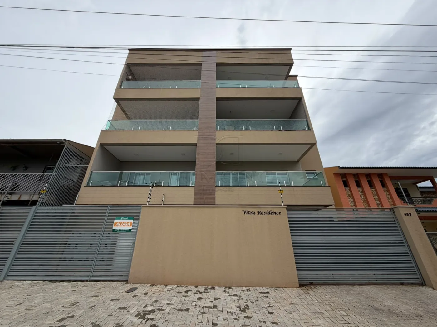 Apartamento semi-mobiliado para locação na região da Vila A