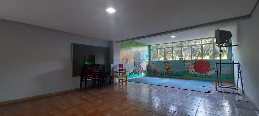 Apartamento Residencial Mobiliado Venda e Locação no Edifício Paraná