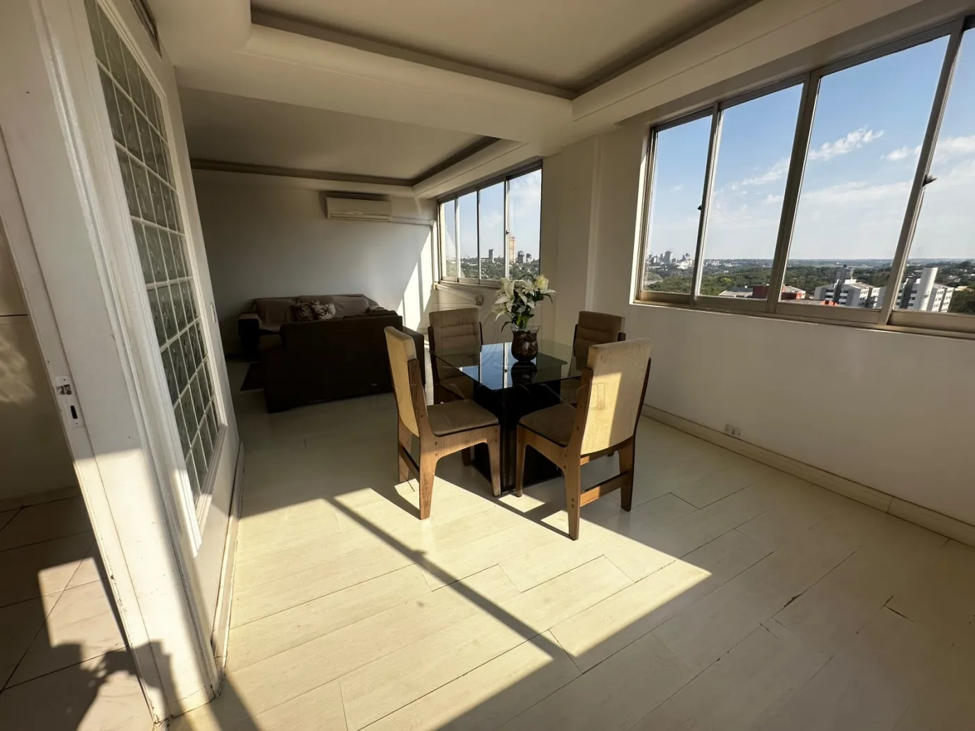 Apartamento Duplex para Alugar no Edifício Missões  Foz do Iguaçu/PR | 4 Dormitórios