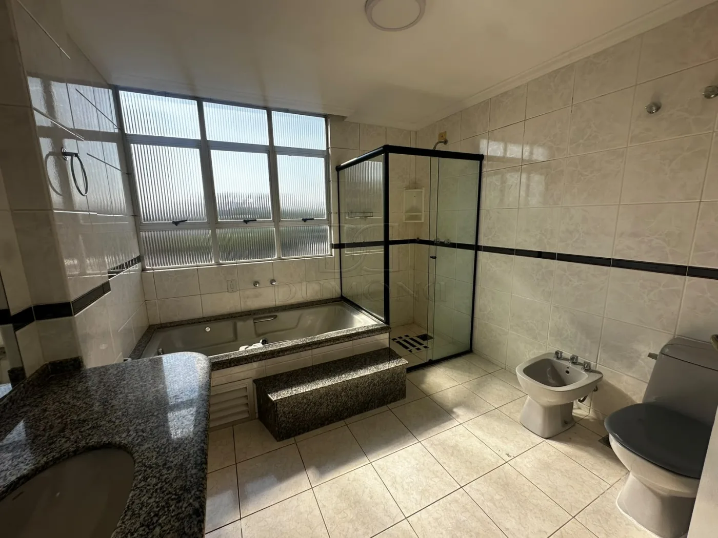 Apartamento Duplex para Alugar no Edifício Missões  Foz do Iguaçu/PR | 4 Dormitórios