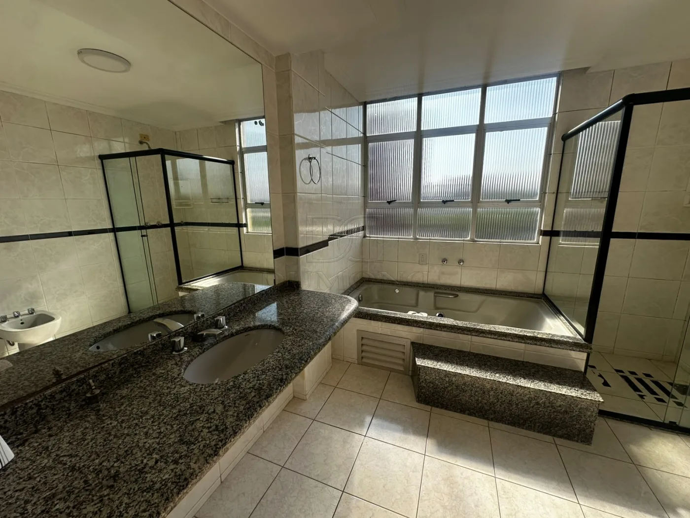 Apartamento Duplex para Alugar no Edifício Missões  Foz do Iguaçu/PR | 4 Dormitórios