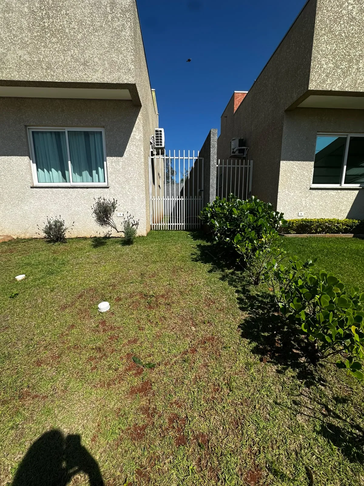 Excelente Casa Mobiliada para Locação no Residencial Veneza.