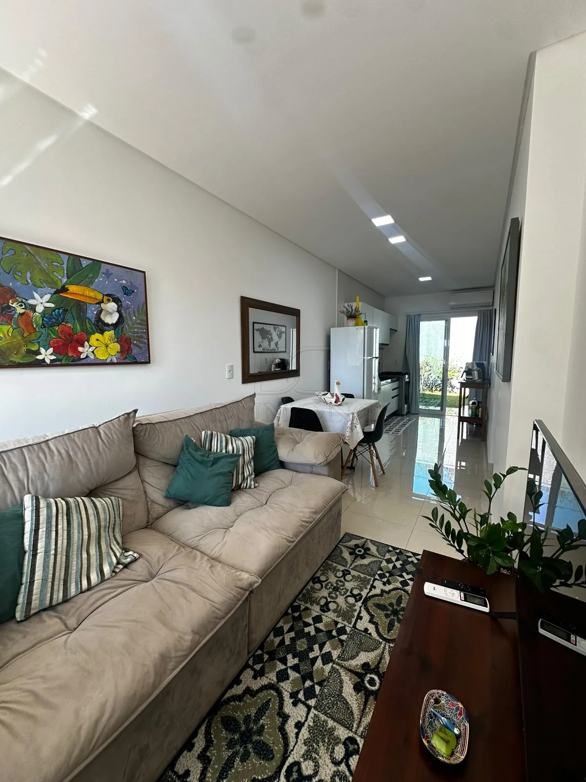 Excelente Casa Mobiliada para Locação no Residencial Veneza.
