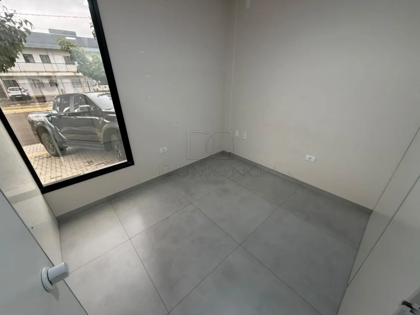 SALA COMERCIAL À LOCAÇÃO NO JARDIM IPÊ IV EM FOZ DO IGUAÇU/PR