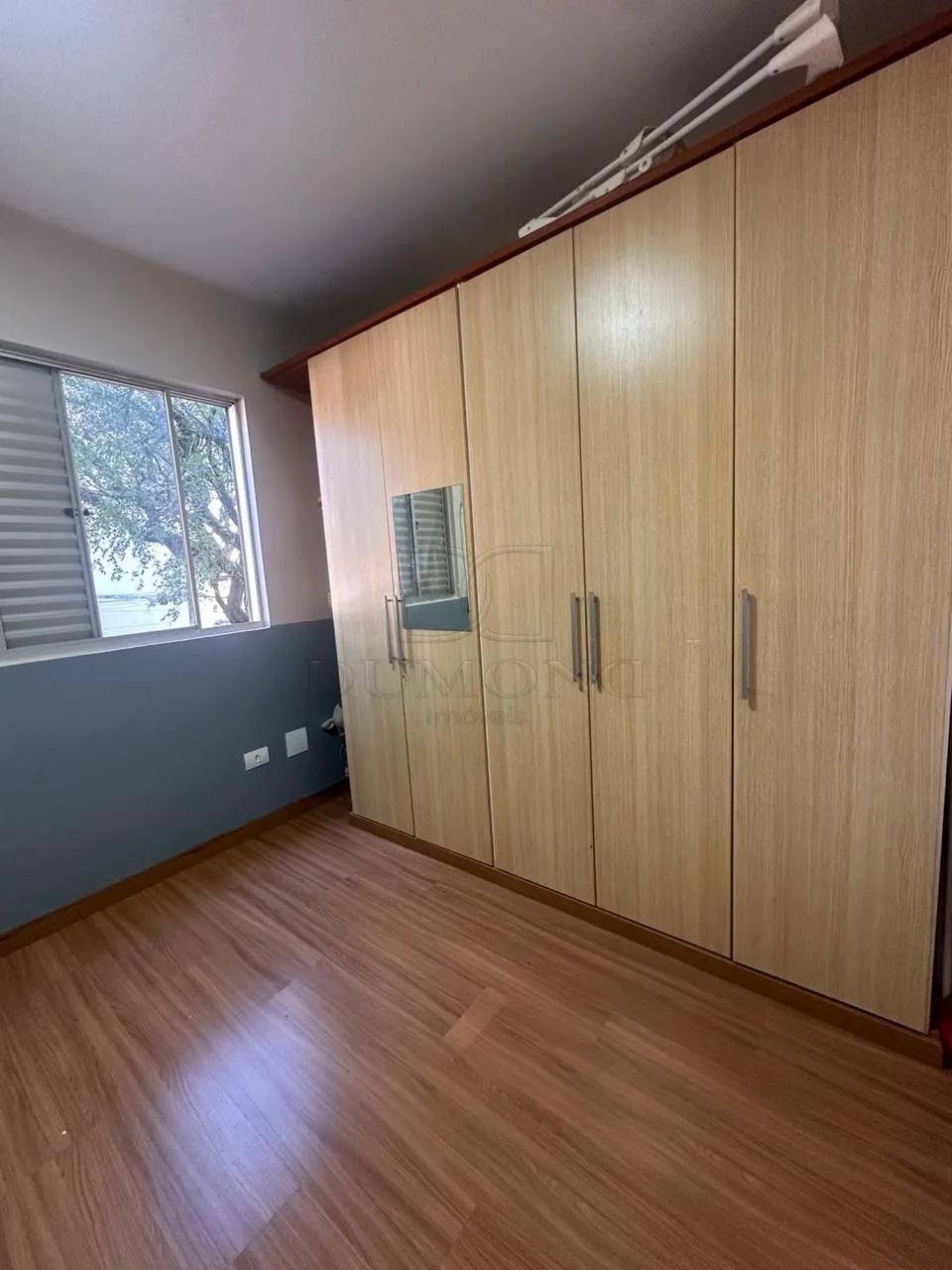Apartamento com 2 dormitórios, sendo 1 suíte com closet, no Edifício Residencial Shangri-Lá