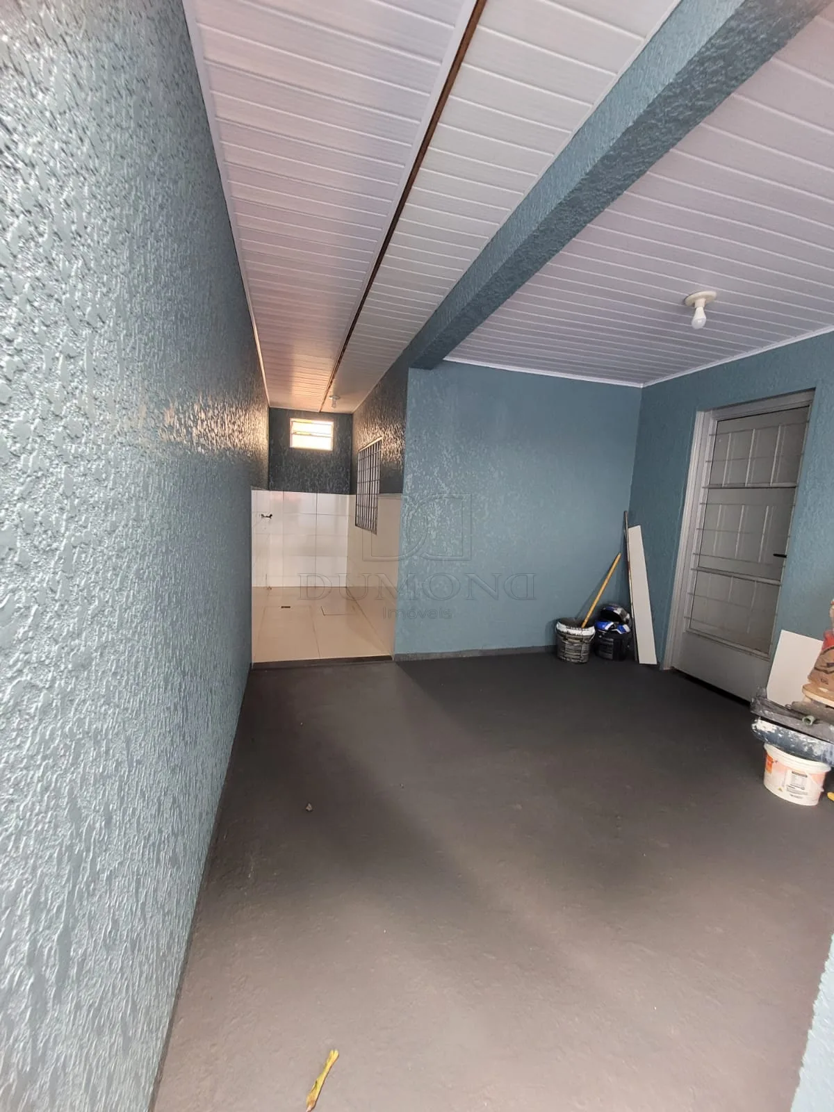 Casa com Sala Comercial à Frente, 2 Quartos, Garagem para 2 Carros e Espaço para Ampliar em Foz do Iguaçu.