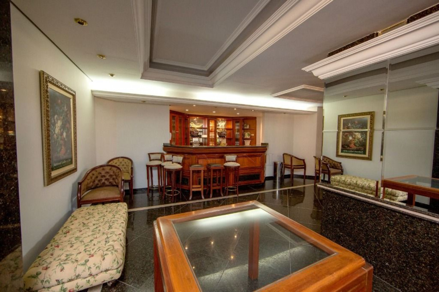 APARTAMENTO DE ALTO PADRÃO, TODO MOBILIADO, À VENDA E PARA LOCAÇÃO EM FOZ DO IGUAÇU!
