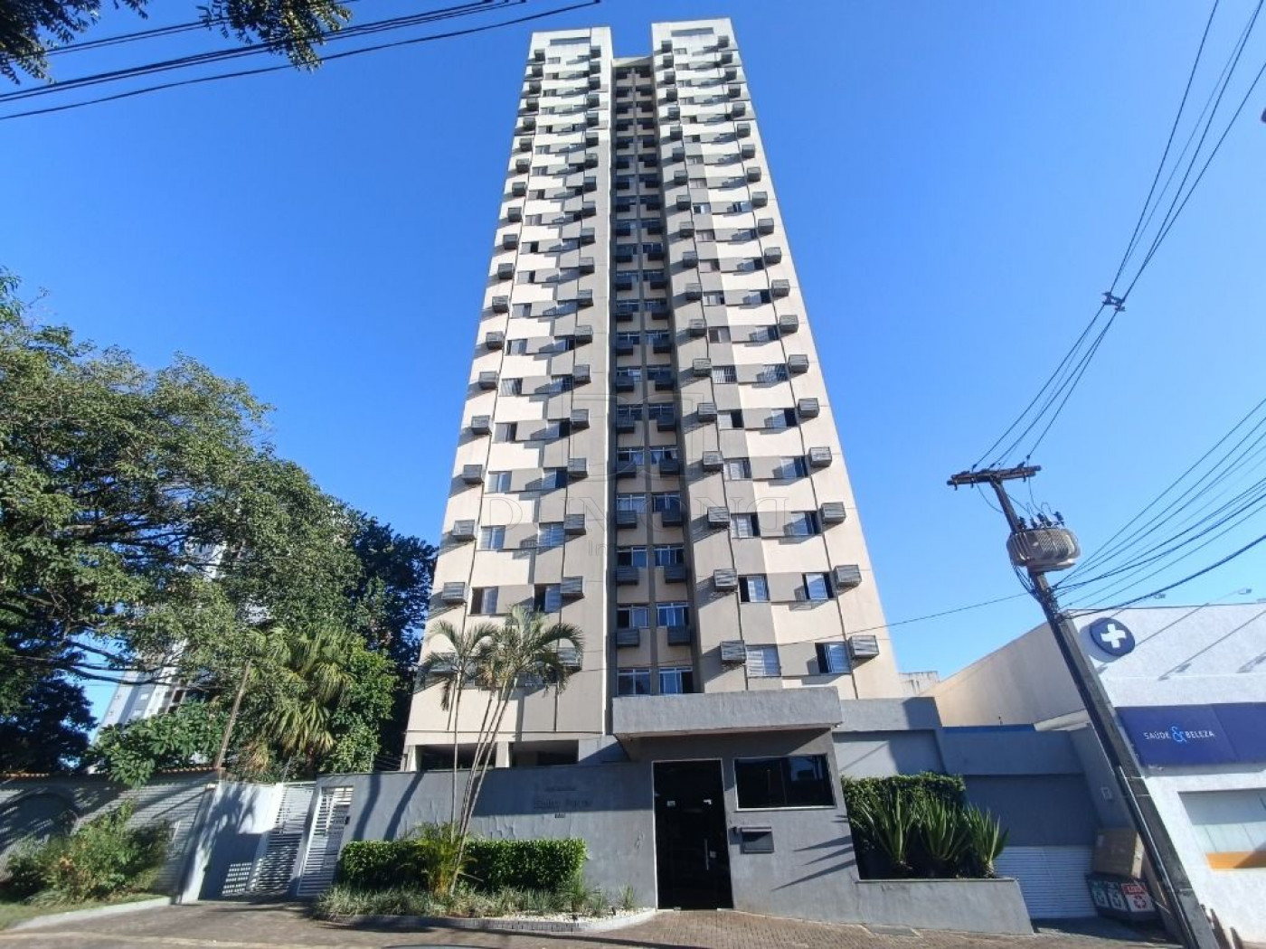 APARTAMENTO PARA LOCAÇÃO COM 3 DORMITÓRIOS NO EDIFÍCIO SAINT PETER EM FOZ DO IGUAÇU!!