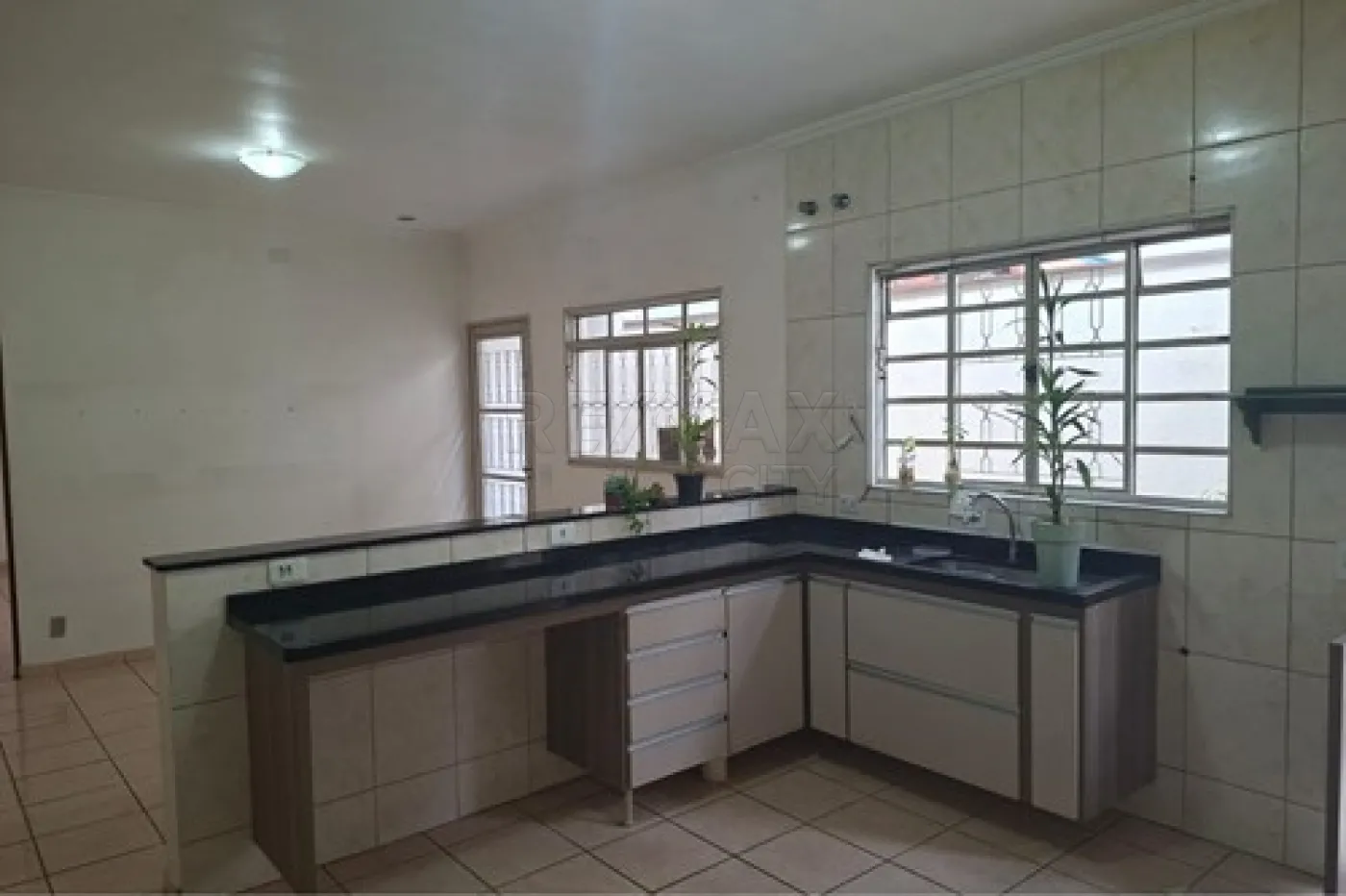Alugar Casa / Padr&atilde;o em Campo Limpo Paulista R$ 2.600,00 - Foto 1