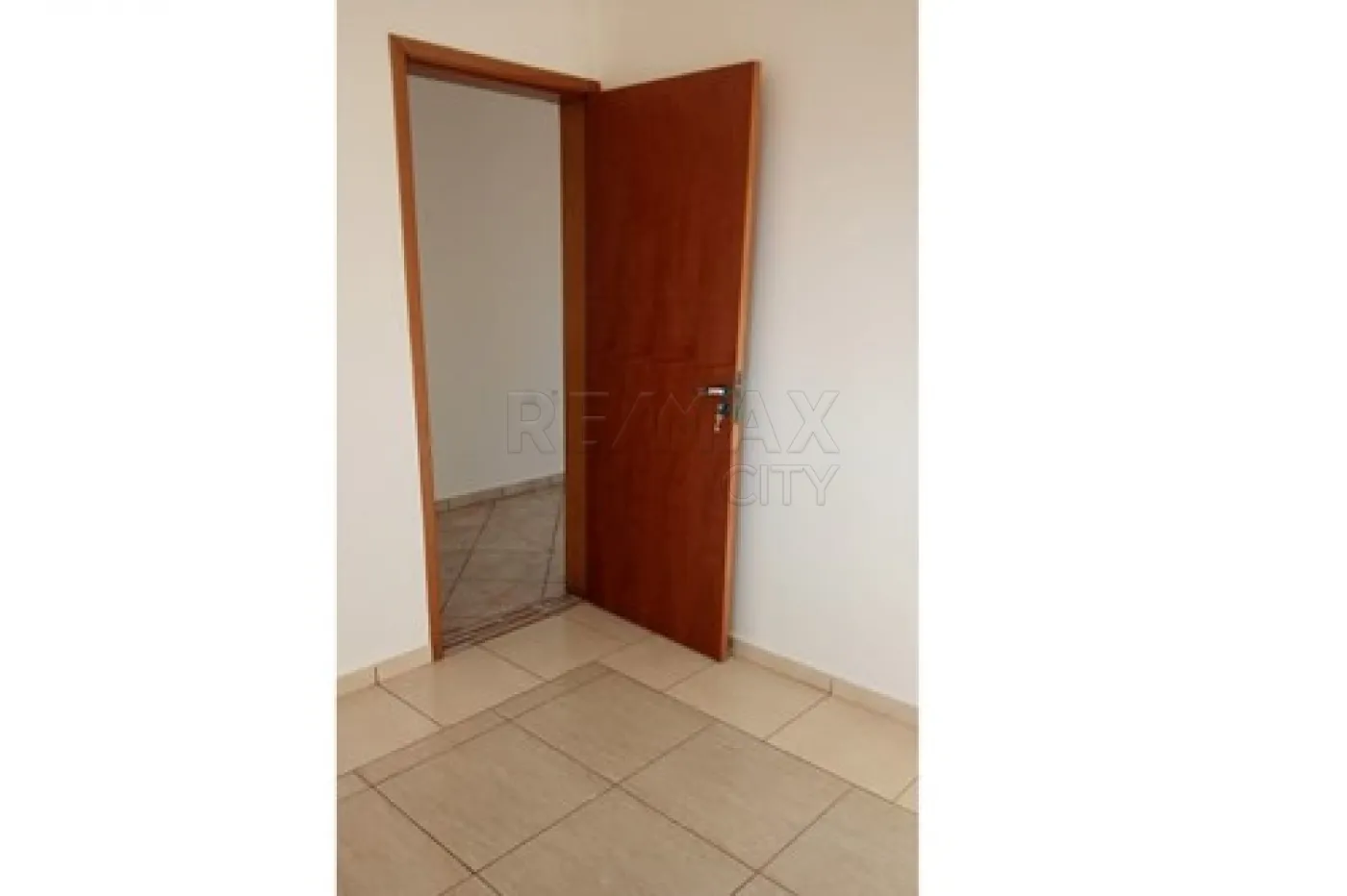 Comprar Casa / Padr&atilde;o em V&aacute;rzea Paulista R$ 850.000,00 - Foto 7