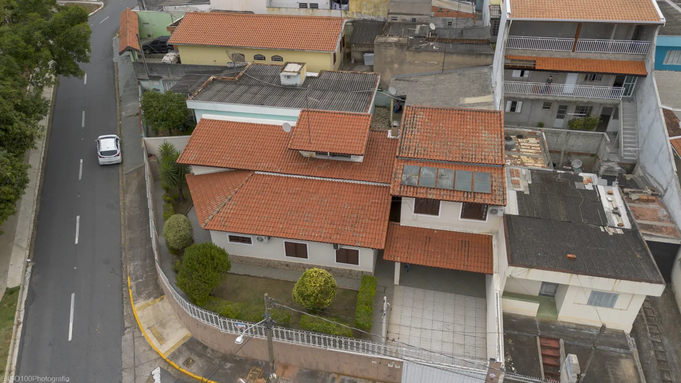 Alugar Casa / Padr&atilde;o em V&aacute;rzea Paulista R$ 8.000,00 - Foto 26