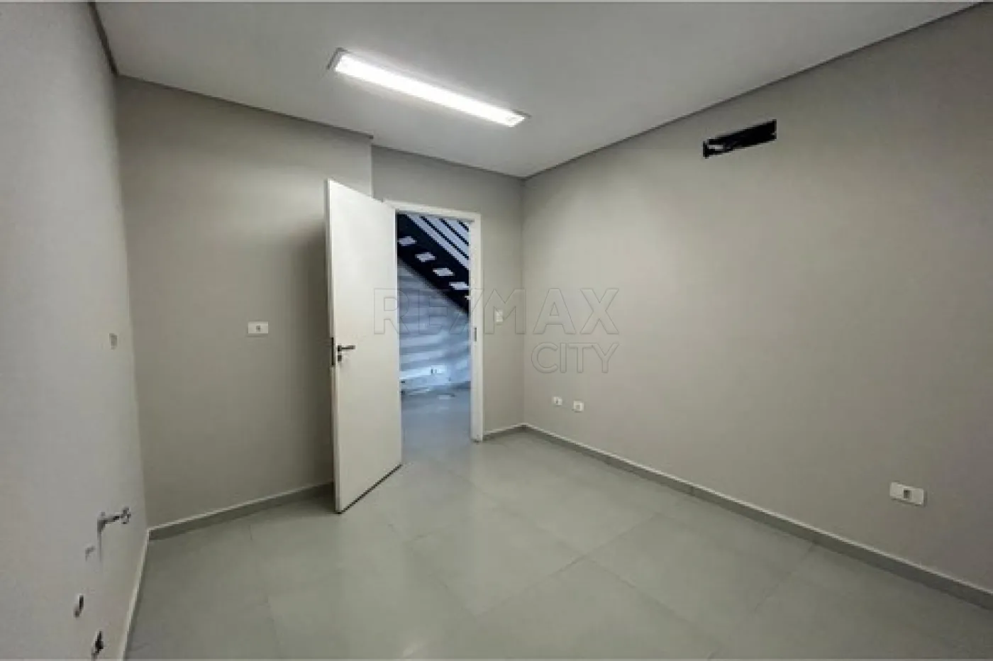 Alugar Comercial / Ponto Comercial em Itatiba R$ 4.610,00 - Foto 30