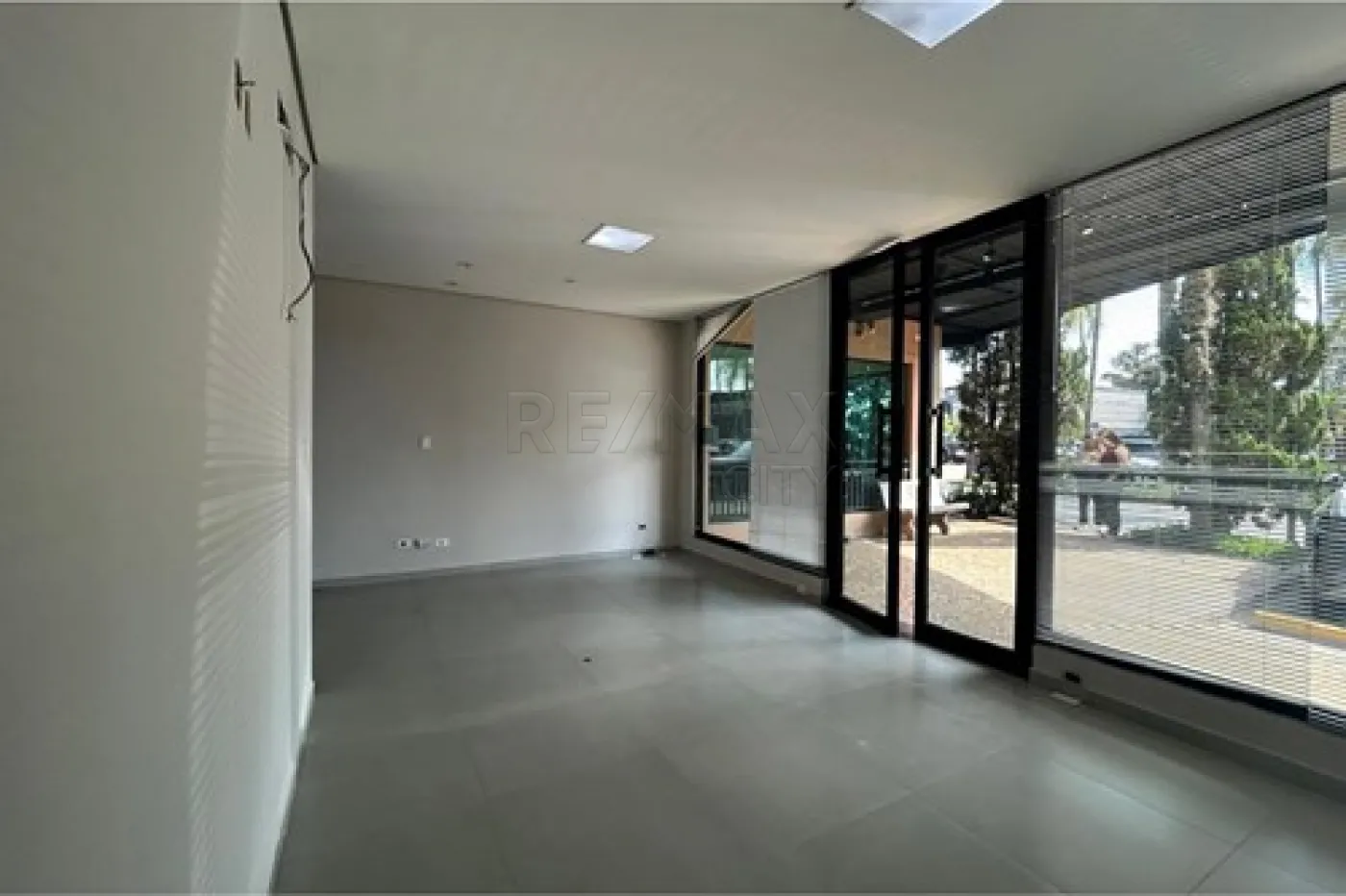 Alugar Comercial / Ponto Comercial em Itatiba R$ 4.610,00 - Foto 36