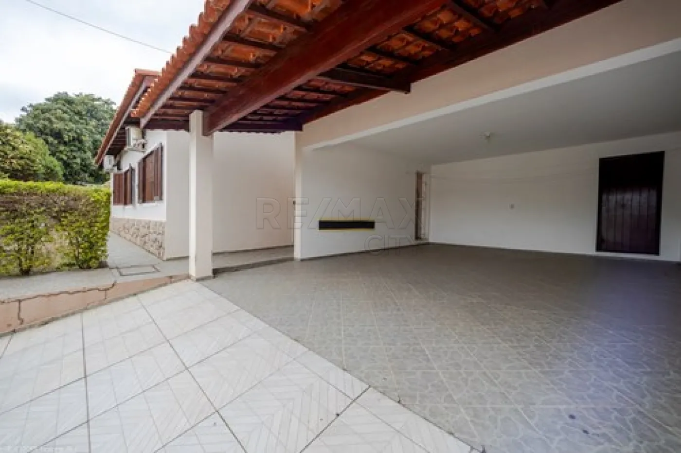 Comprar Casa / Padr&atilde;o em V&aacute;rzea Paulista R$ 800.000,00 - Foto 1
