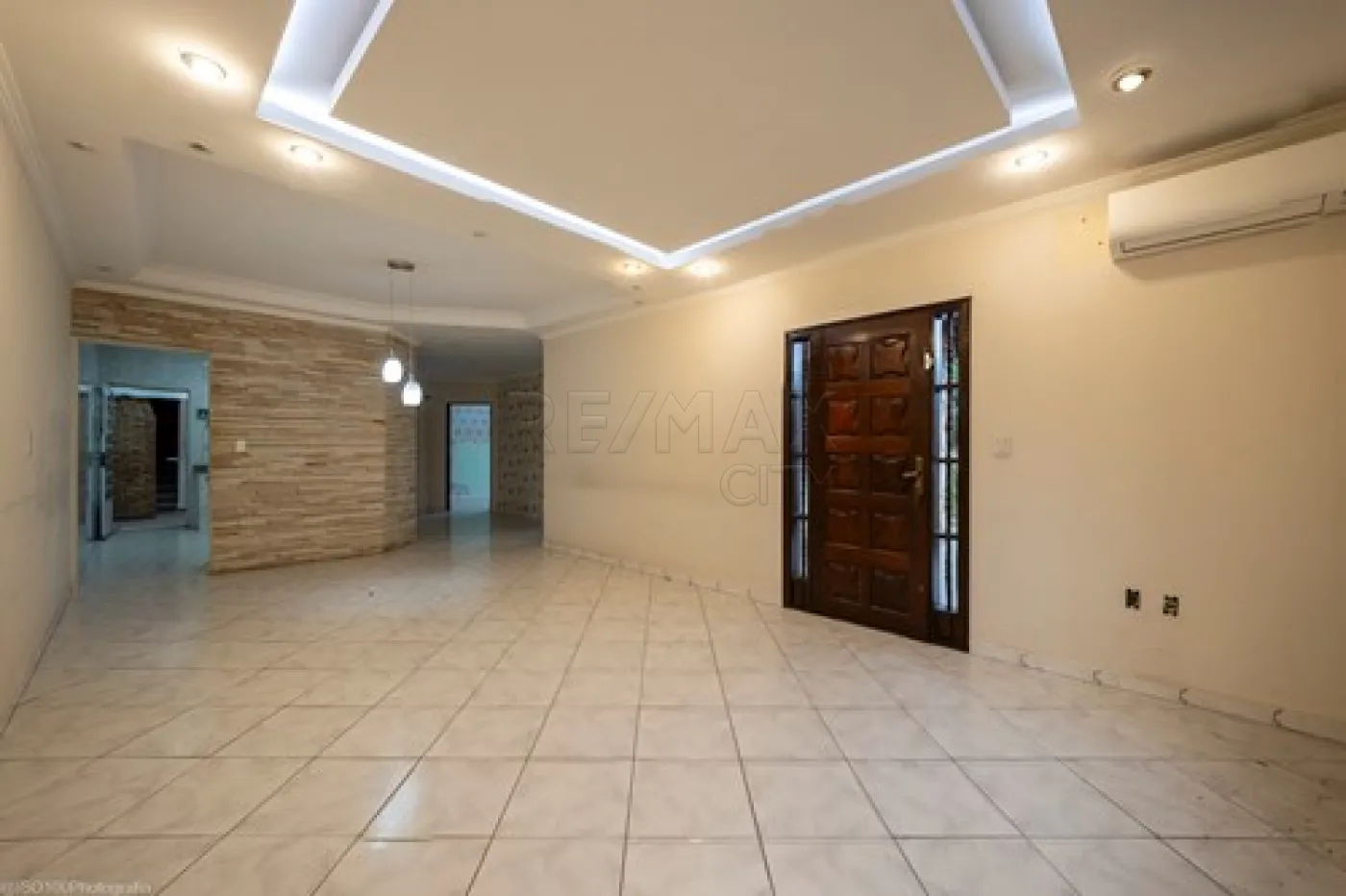 Comprar Casa / Padr&atilde;o em V&aacute;rzea Paulista R$ 800.000,00 - Foto 5