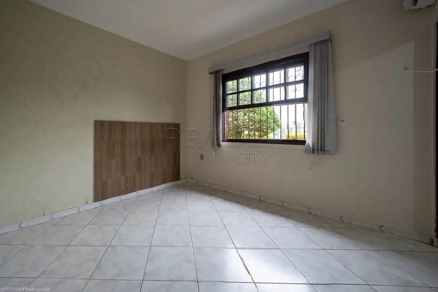 Comprar Casa / Padr&atilde;o em V&aacute;rzea Paulista R$ 800.000,00 - Foto 17