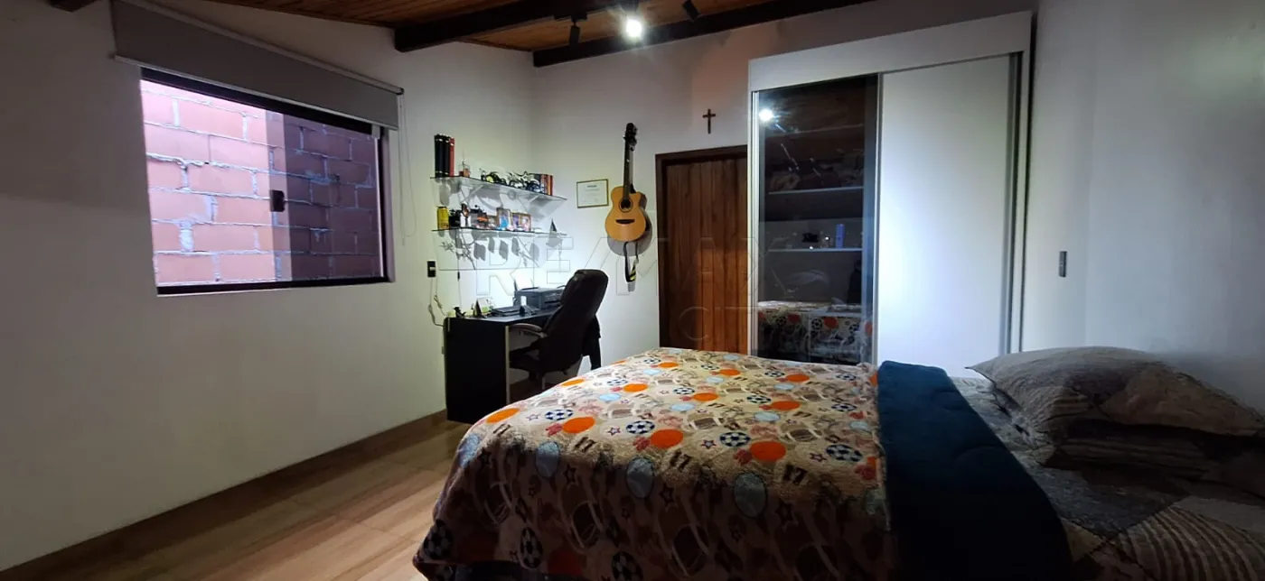 Comprar Casa / Padr&atilde;o em V&aacute;rzea Paulista R$ 635.000,00 - Foto 22