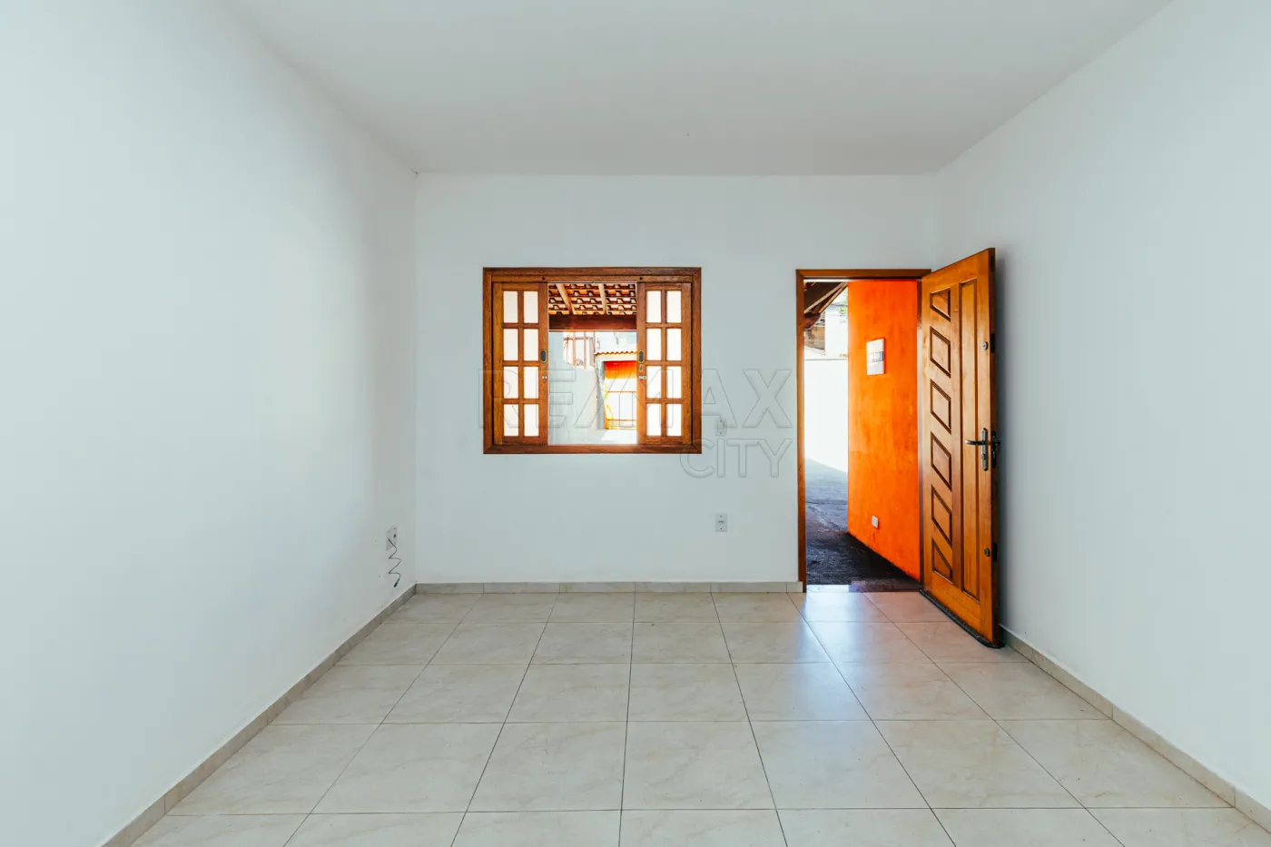 Comprar Casa / Padr&atilde;o em V&aacute;rzea Paulista R$ 490.000,00 - Foto 1