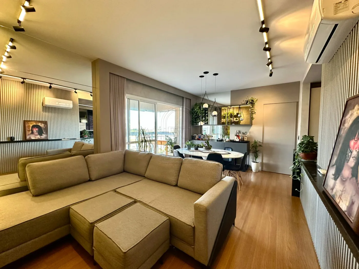 Comprar Apartamento / Padr&atilde;o em Londrina R$ 769.000,00 - Foto 2