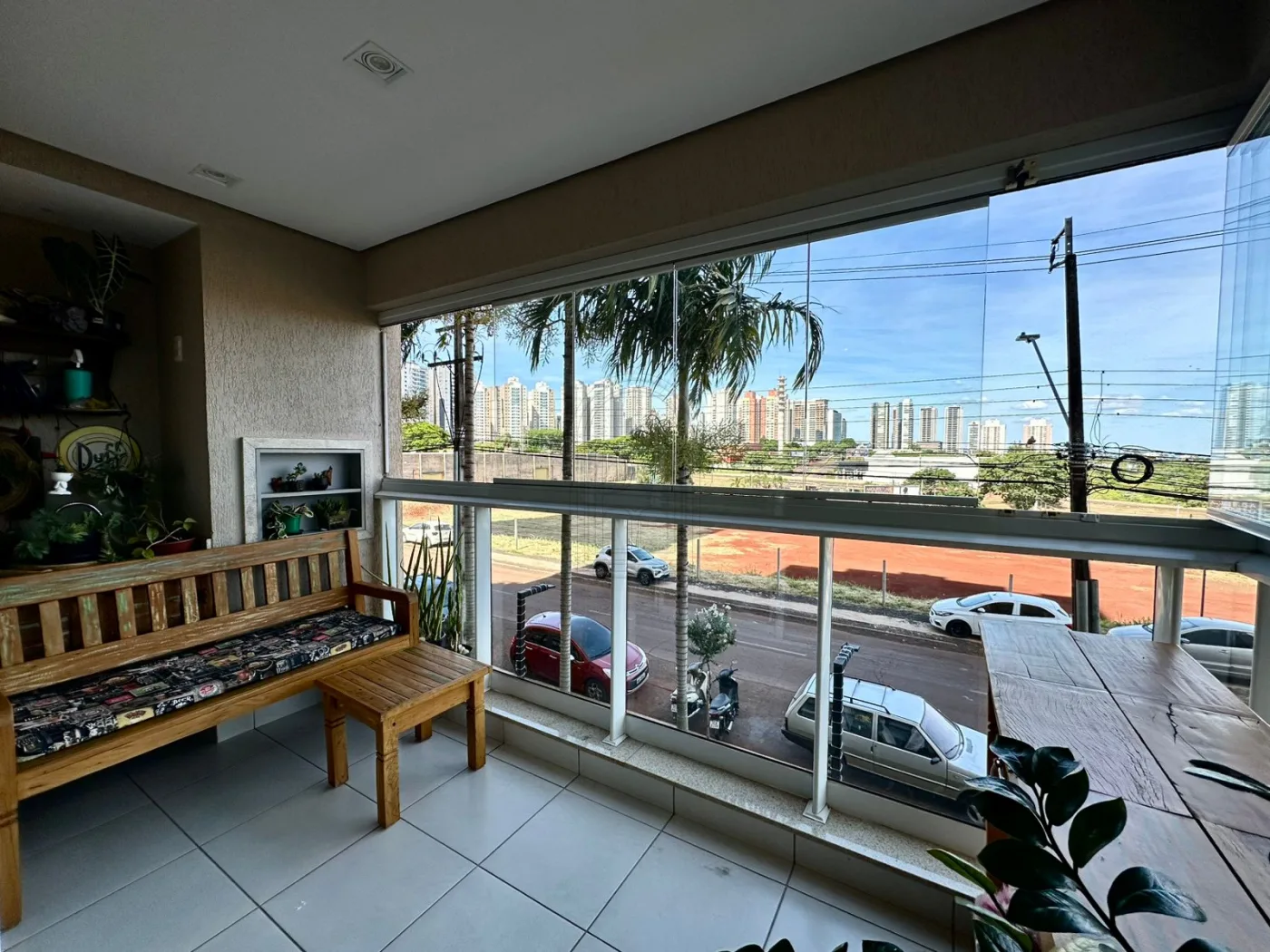 Comprar Apartamento / Padr&atilde;o em Londrina R$ 769.000,00 - Foto 6