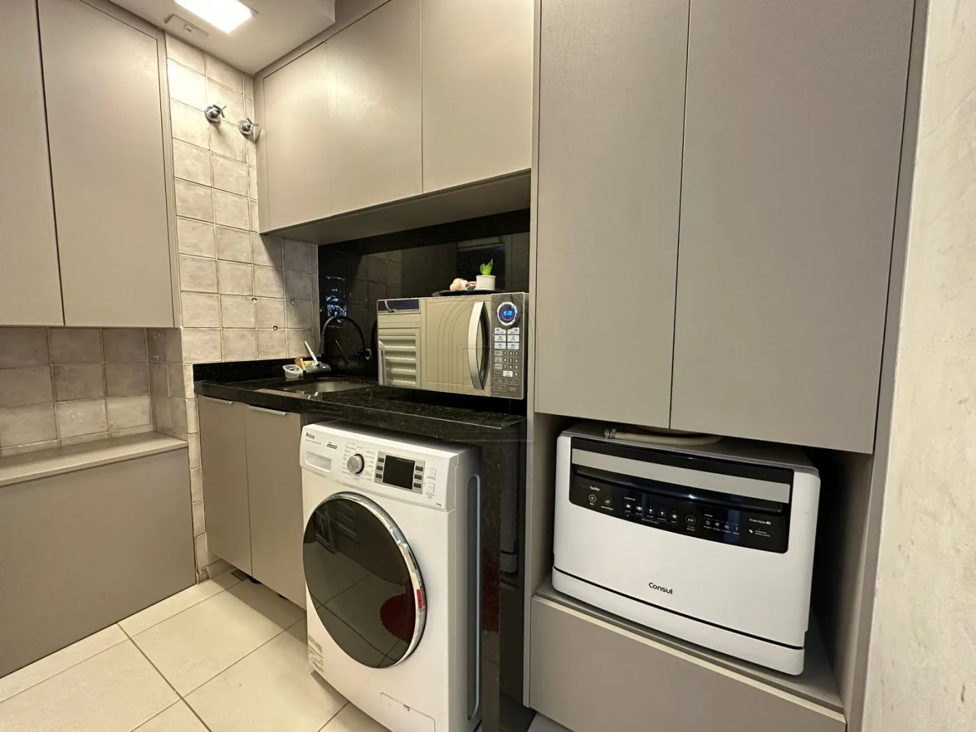 Comprar Apartamento / Padr&atilde;o em Londrina R$ 769.000,00 - Foto 7