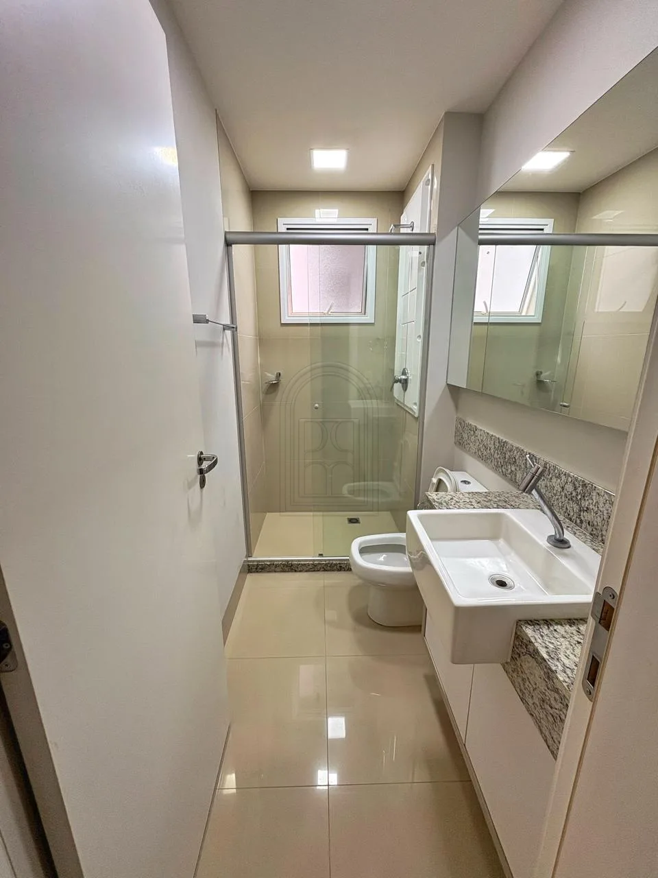 Comprar Apartamento / Padr&atilde;o em Londrina R$ 880.000,00 - Foto 6