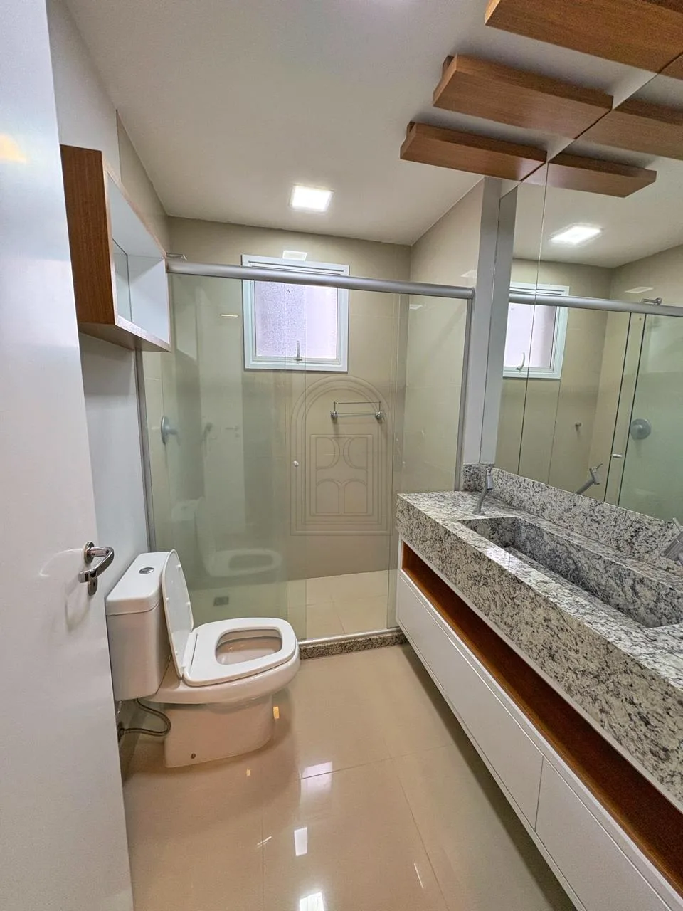 Comprar Apartamento / Padr&atilde;o em Londrina R$ 880.000,00 - Foto 7