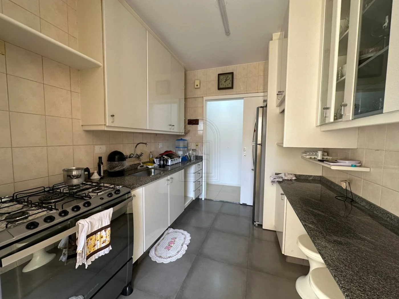 Comprar Apartamento / Padr&atilde;o em Londrina R$ 500.000,00 - Foto 5