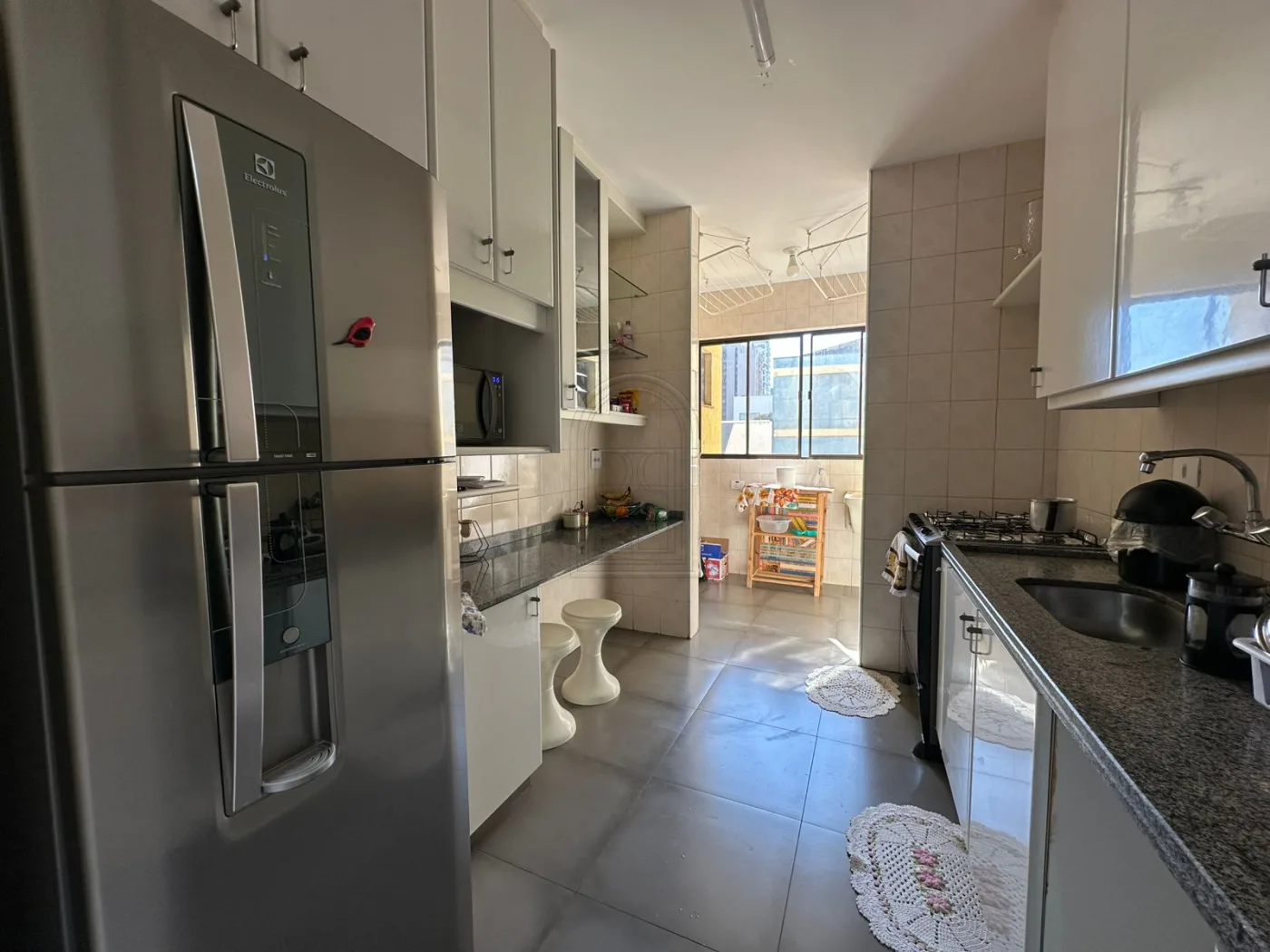 Comprar Apartamento / Padr&atilde;o em Londrina R$ 500.000,00 - Foto 6