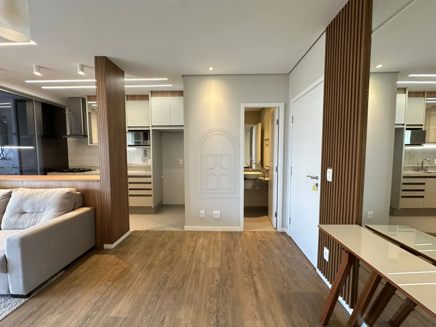 Comprar Apartamento / Padr&atilde;o em Londrina R$ 535.000,00 - Foto 3